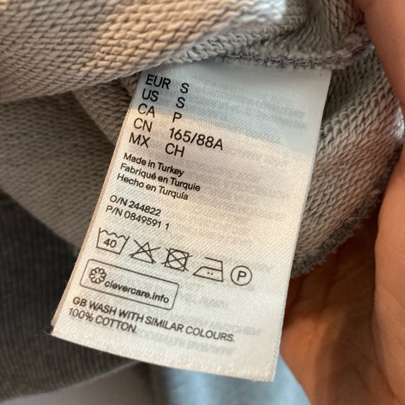 👚H&M Gathered Shoulder Grey Sweatshirt👚 - Picture 5 of 5